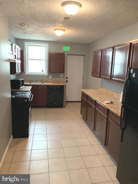 JOHNS HOPKINS - Residential Lease
