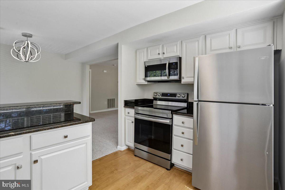 KENTLANDS RIDGE - Residential