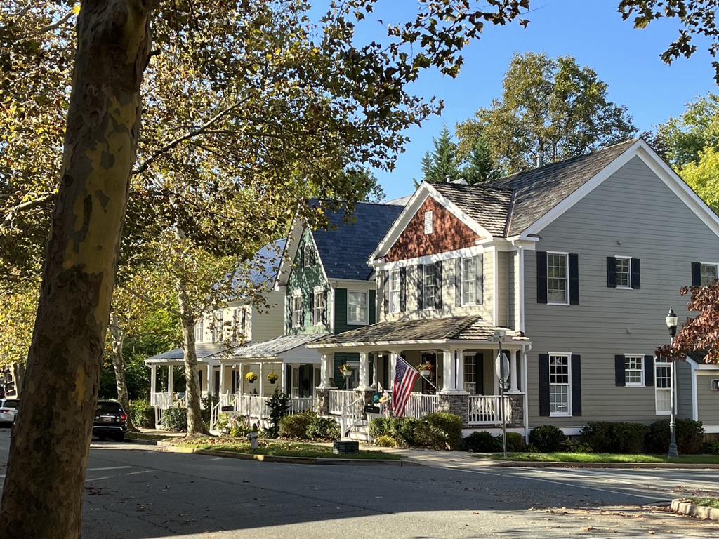 KENTLANDS RIDGE - Residential