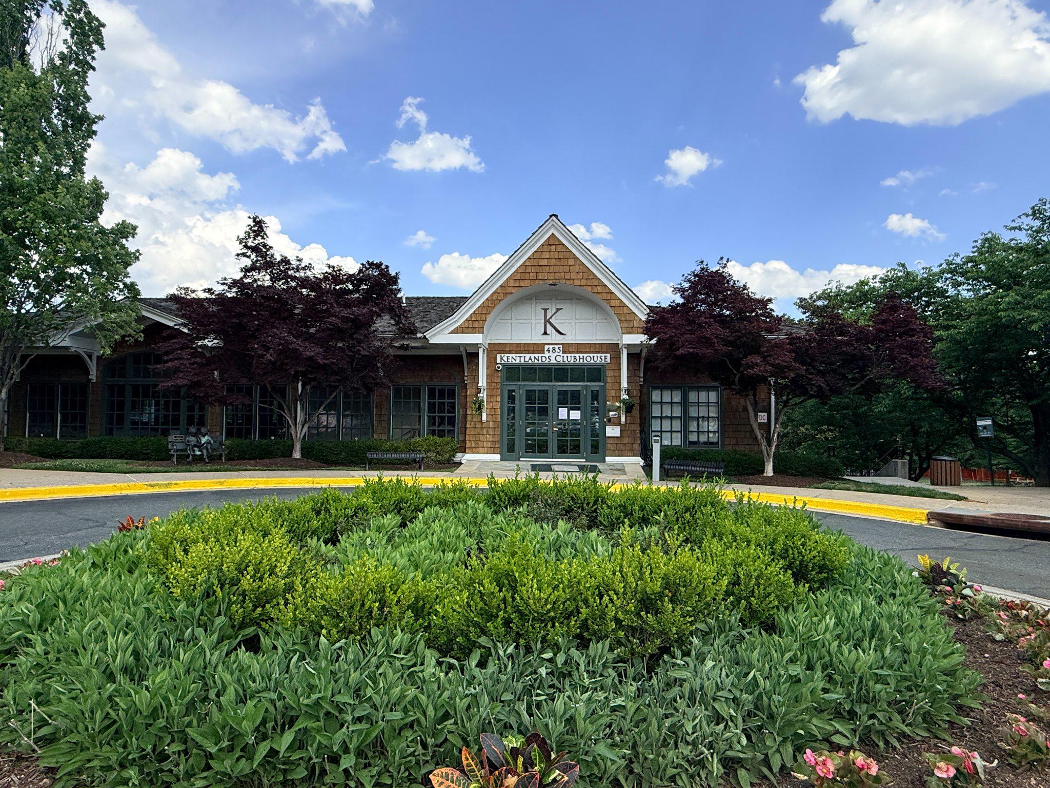 KENTLANDS RIDGE - Residential
