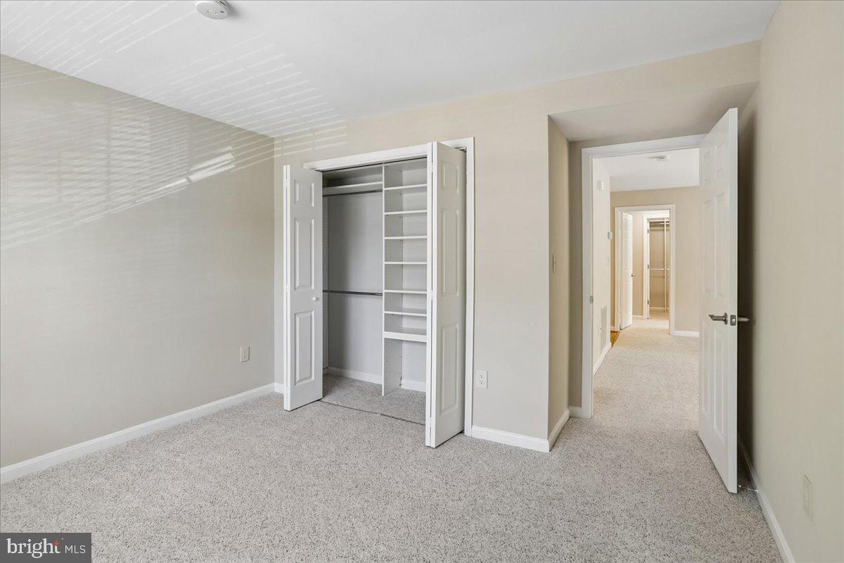 KENTLANDS RIDGE - Residential
