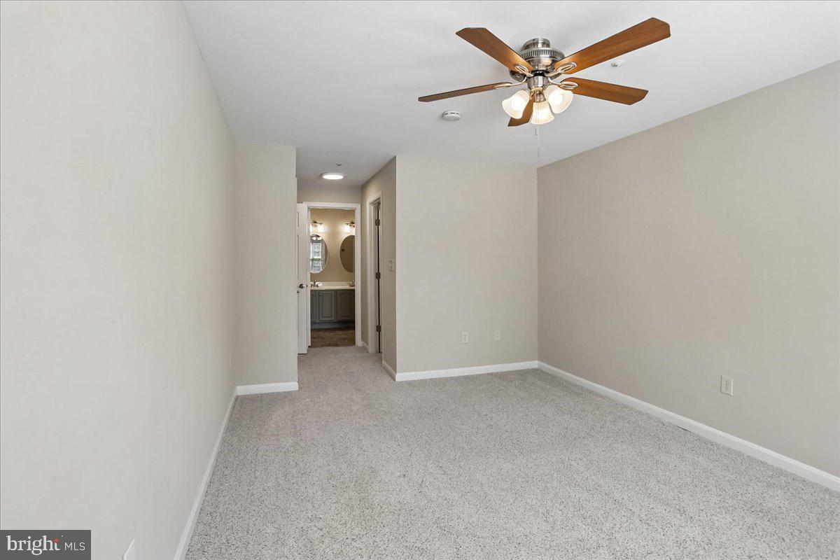 KENTLANDS RIDGE - Residential