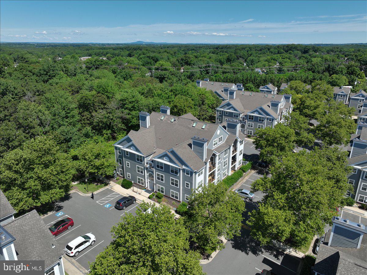 KENTLANDS RIDGE - Residential