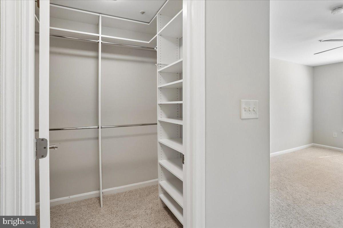 KENTLANDS RIDGE - Residential