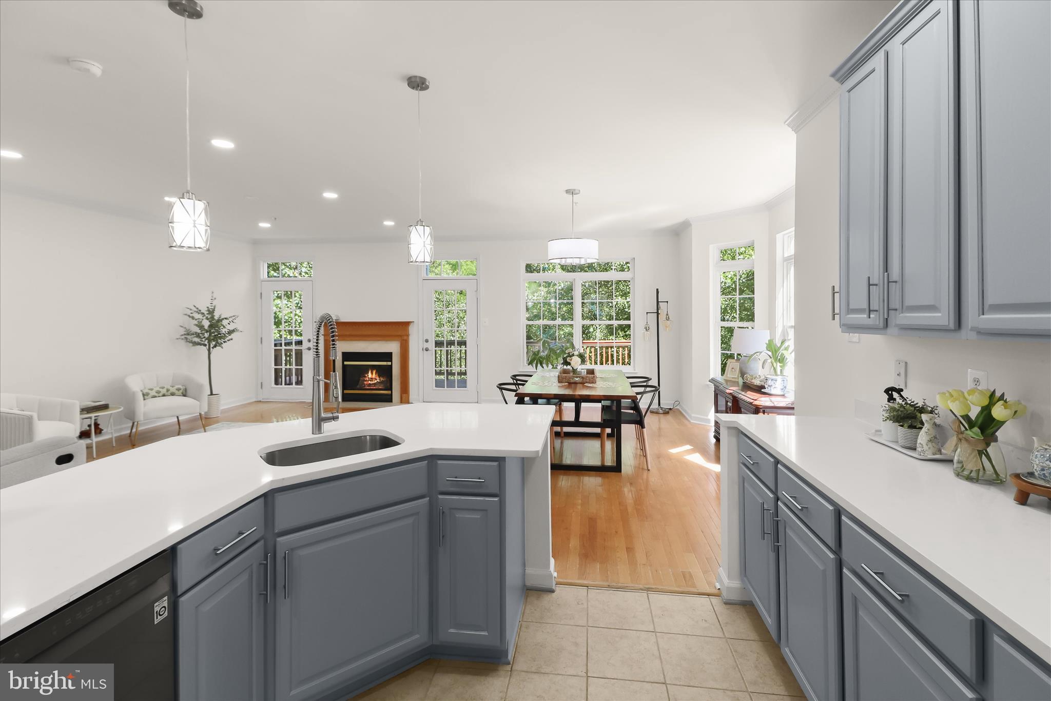 EMERSON - Residential