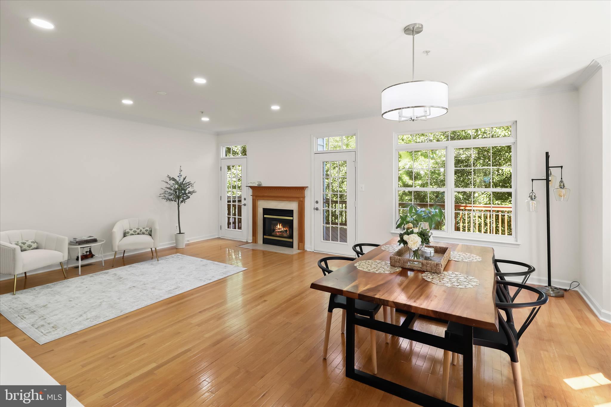 EMERSON - Residential