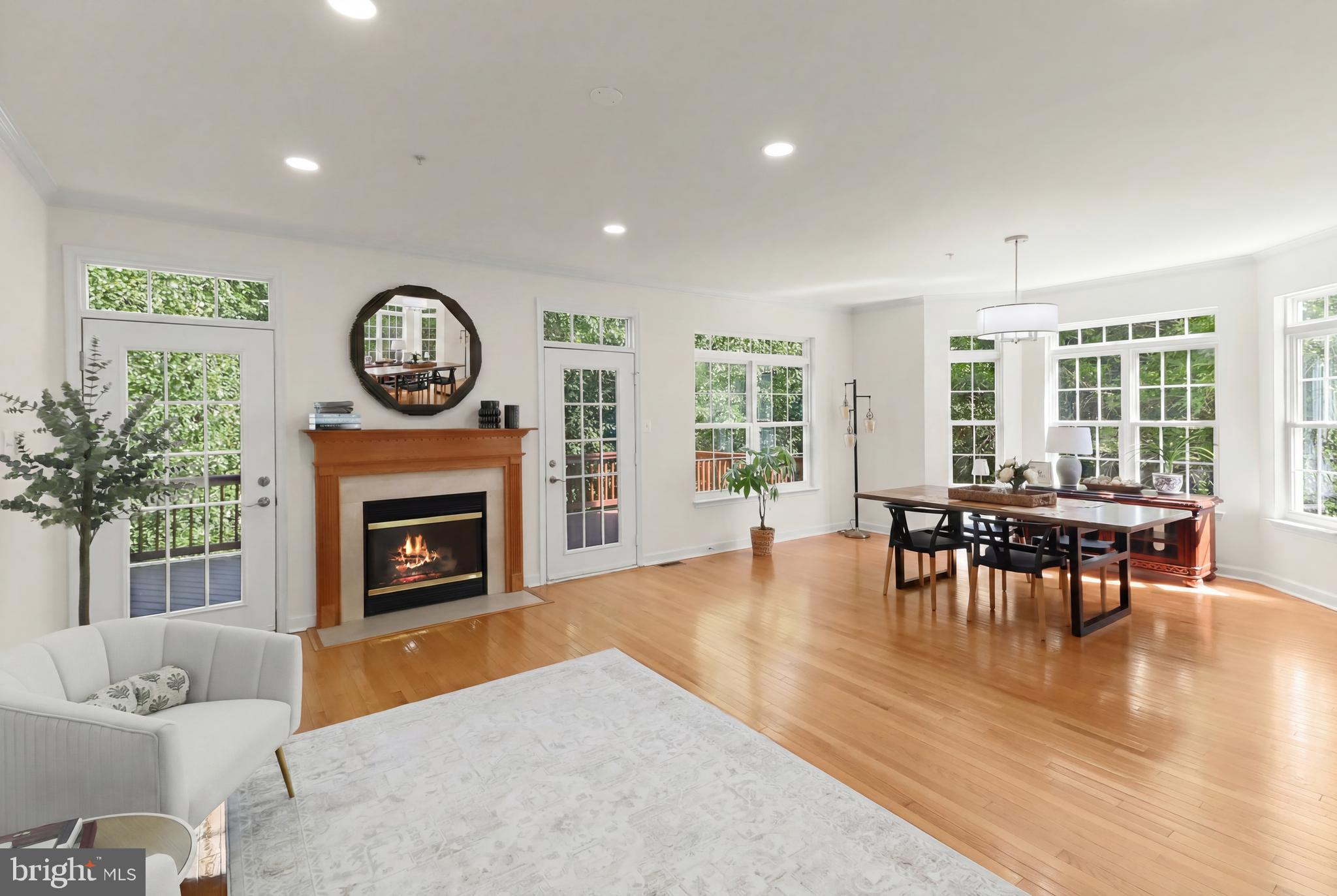 EMERSON - Residential