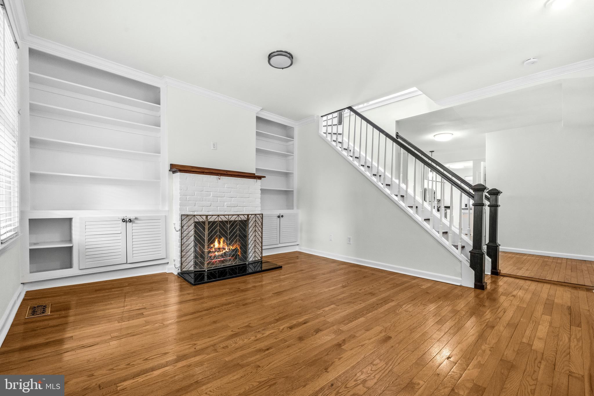 CAPITOL HILL - Residential