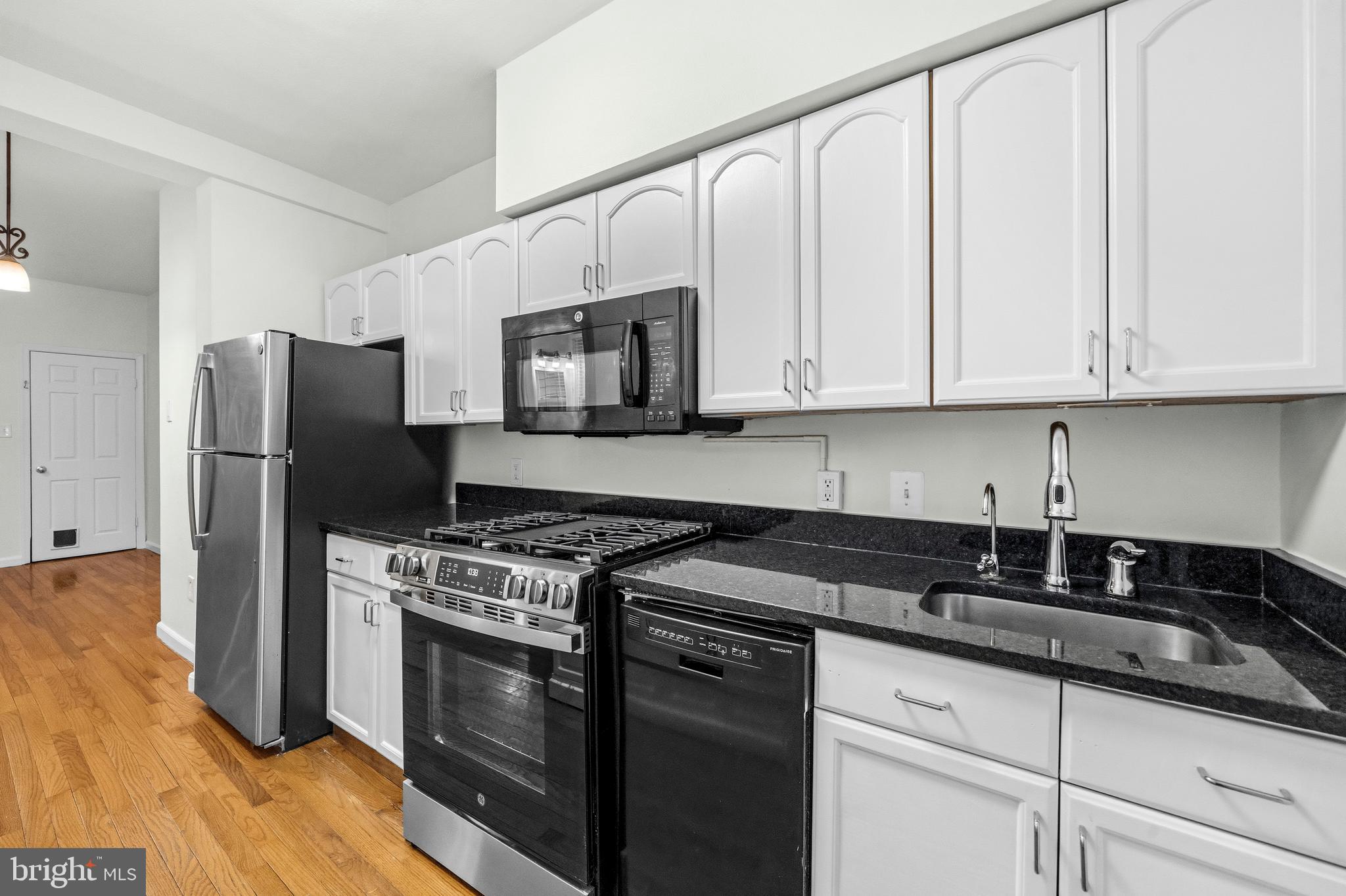 CAPITOL HILL - Residential