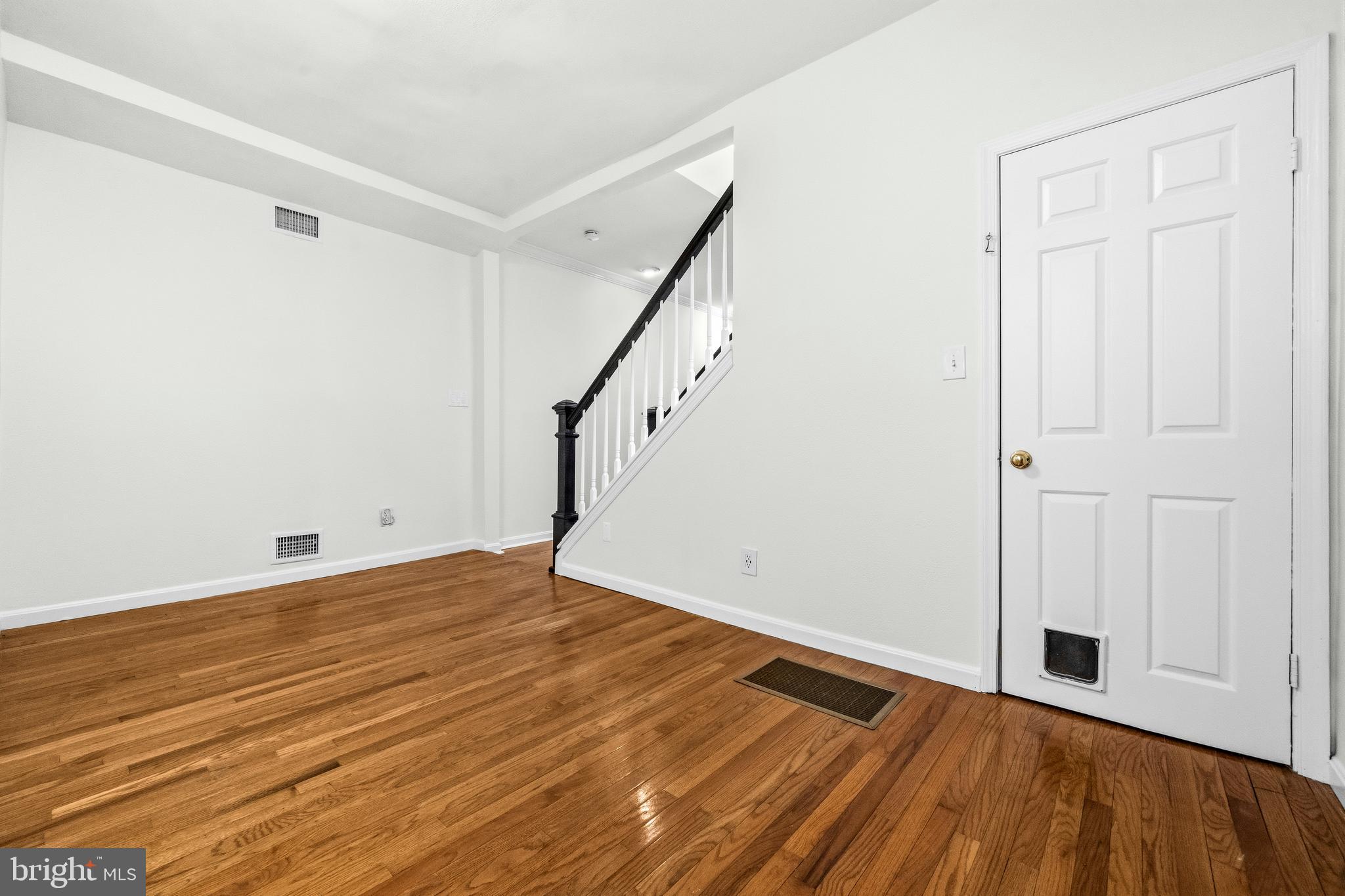 CAPITOL HILL - Residential