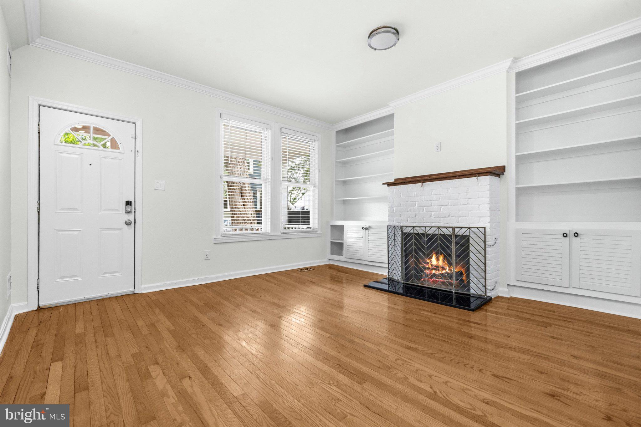 CAPITOL HILL - Residential