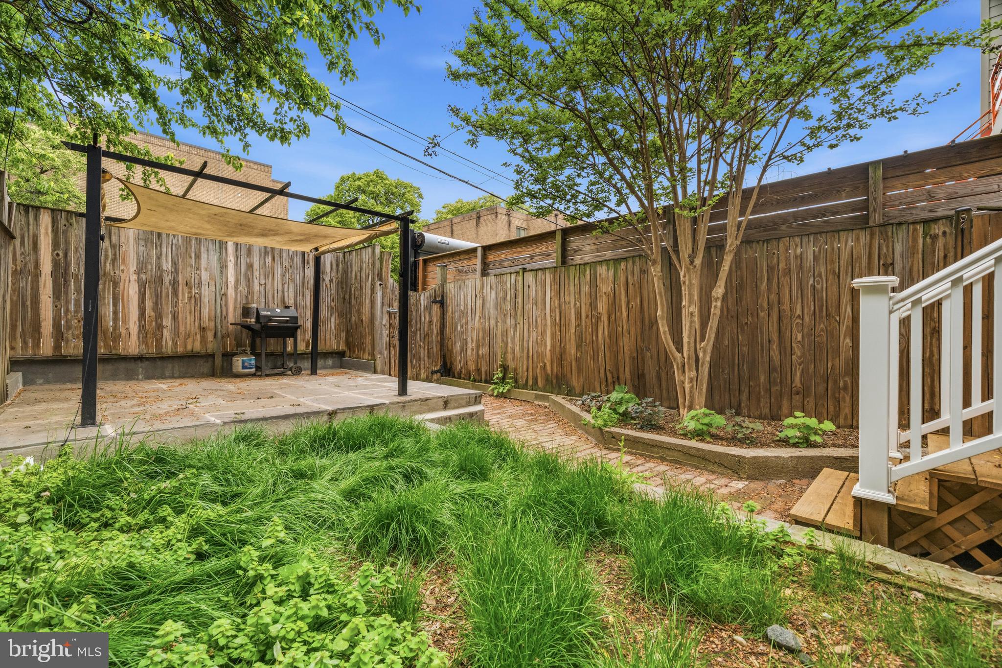 CAPITOL HILL - Residential