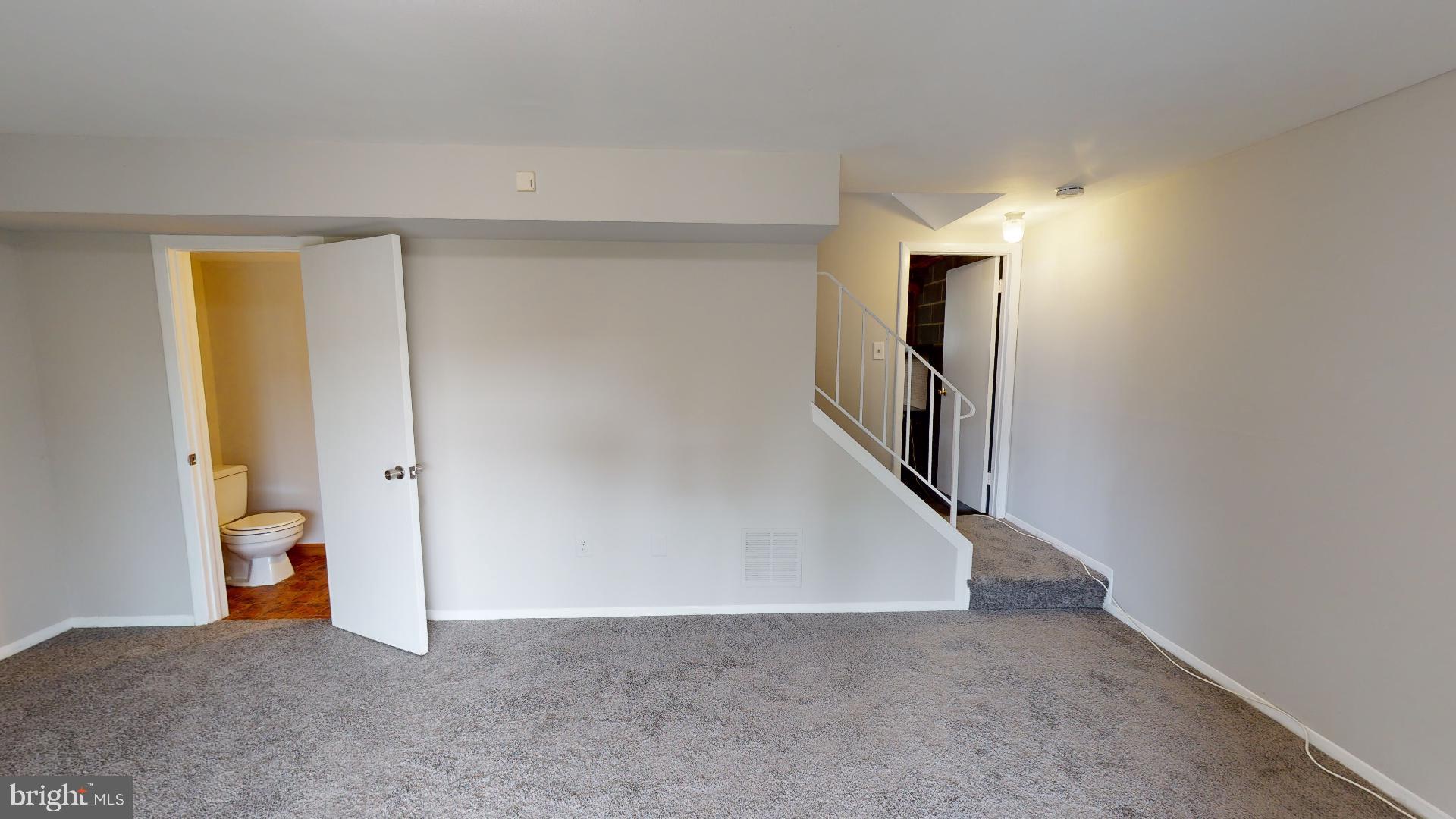 ELIZABETHS LANDING - Residential