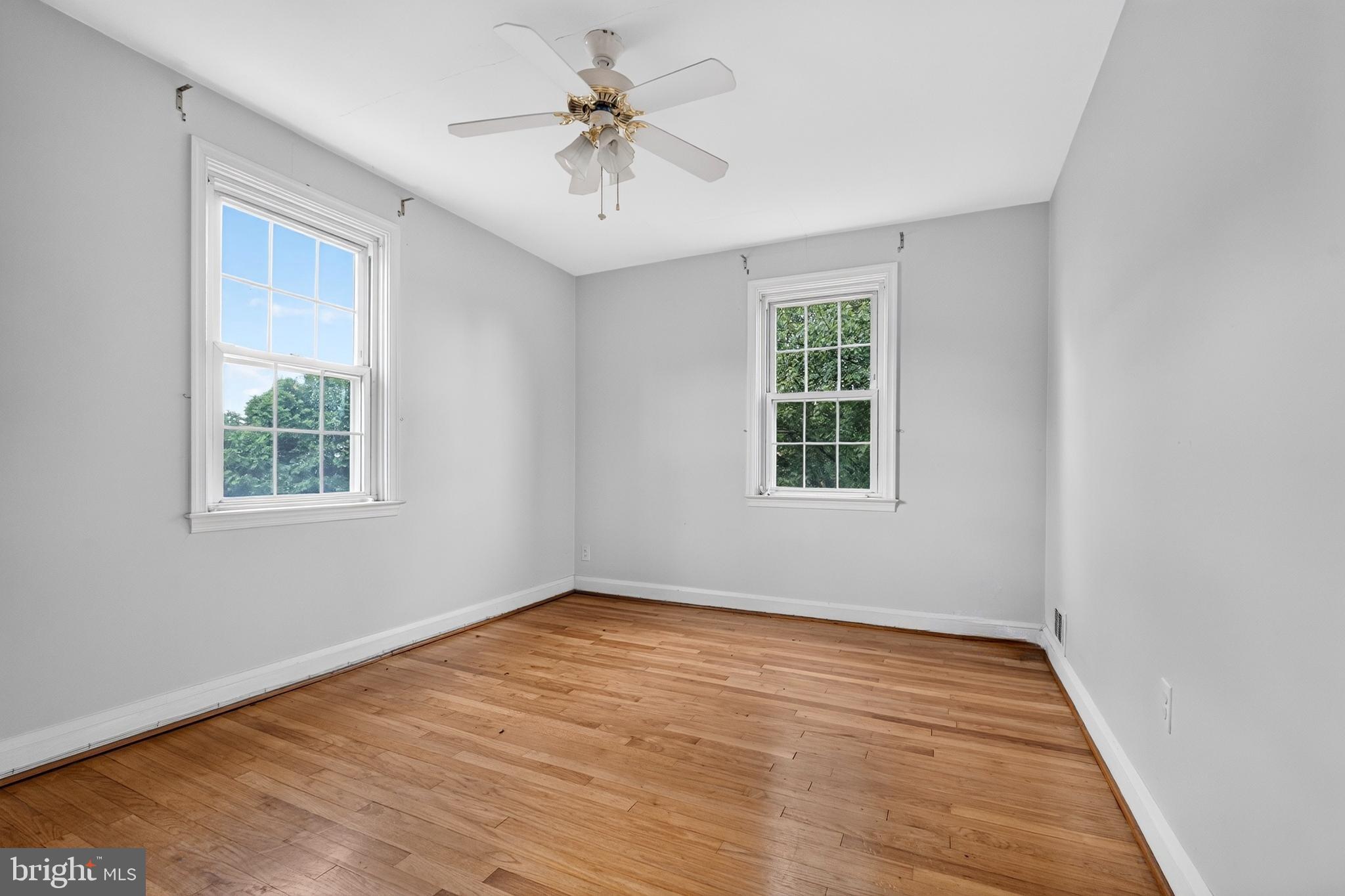 LOCH RAVEN MANOR - Residential