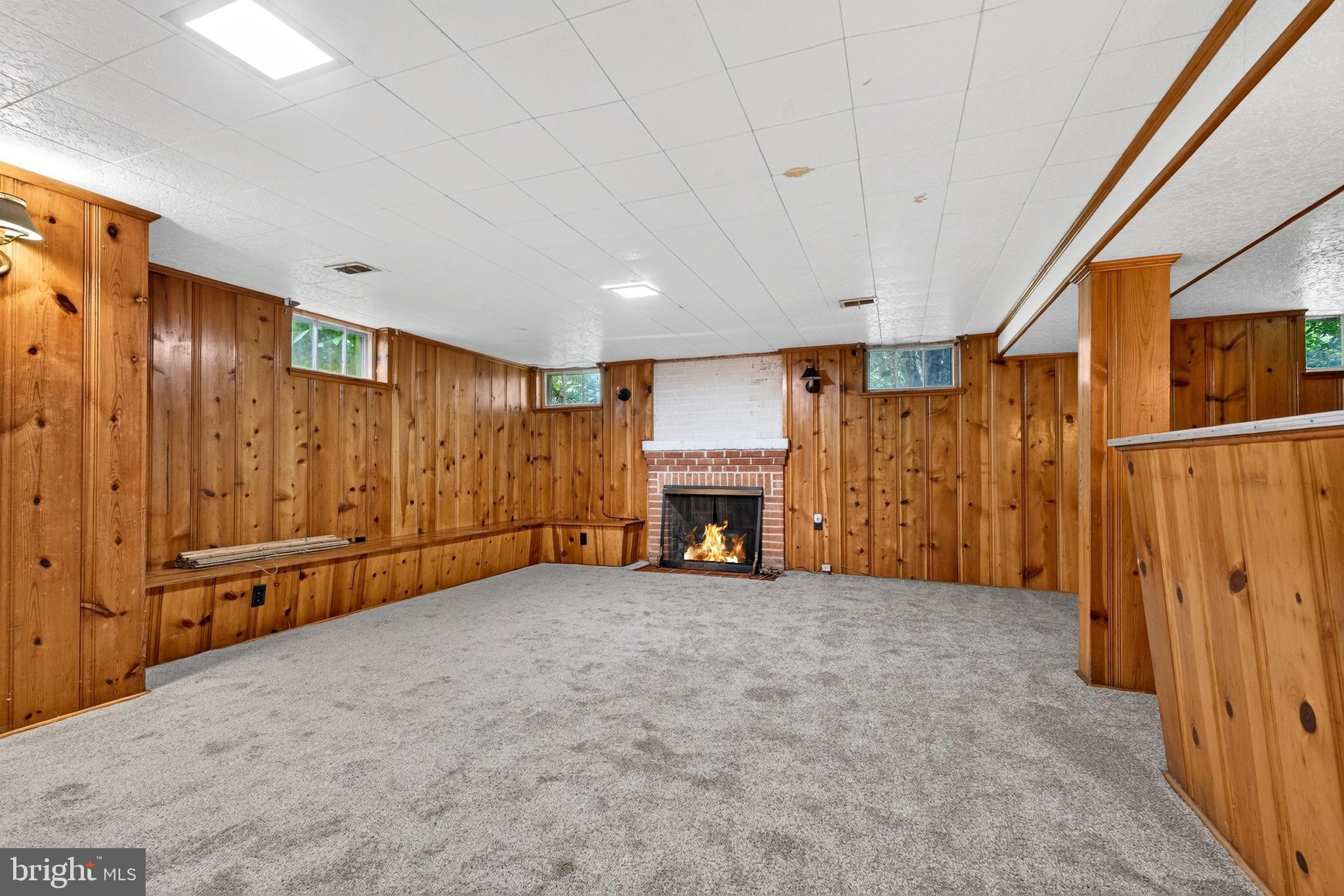 LOCH RAVEN MANOR - Residential