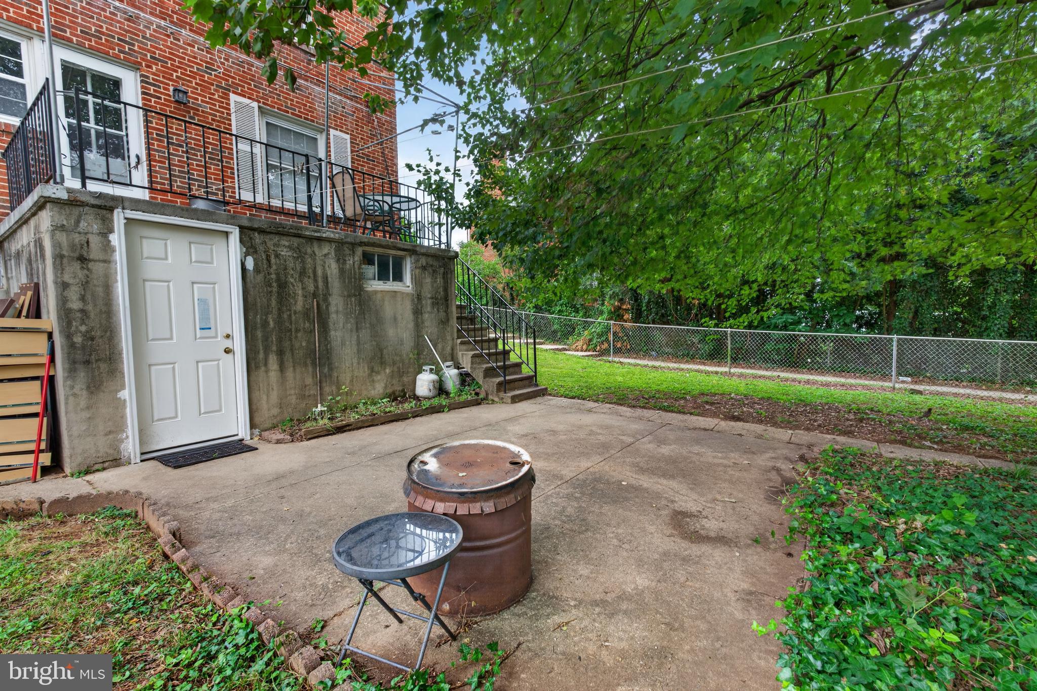 LOCH RAVEN MANOR - Residential