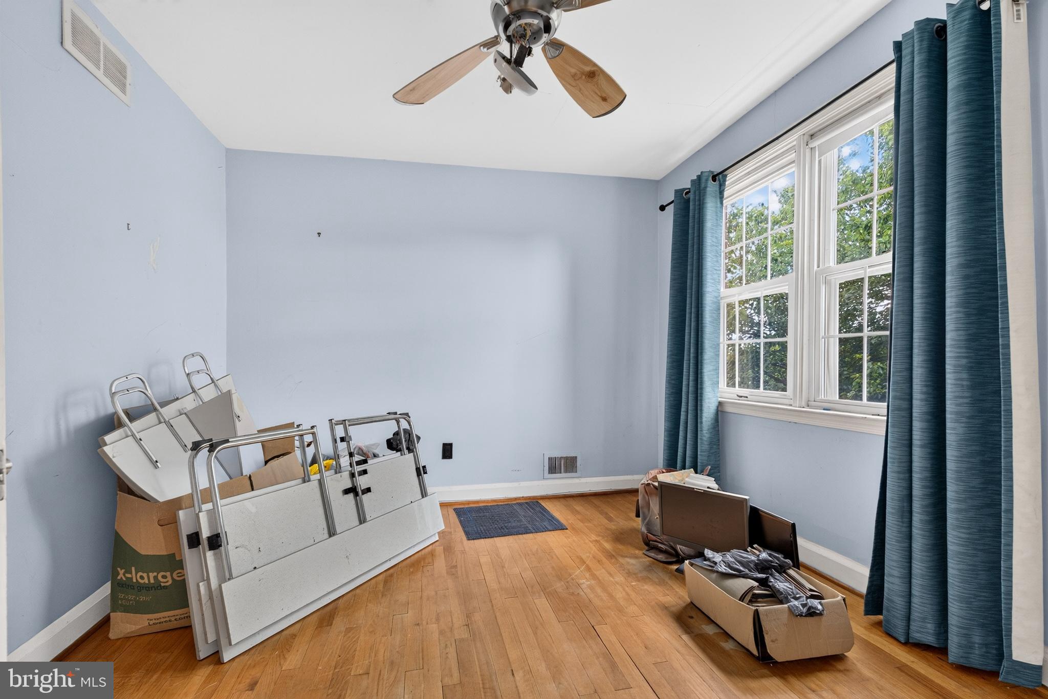 LOCH RAVEN MANOR - Residential