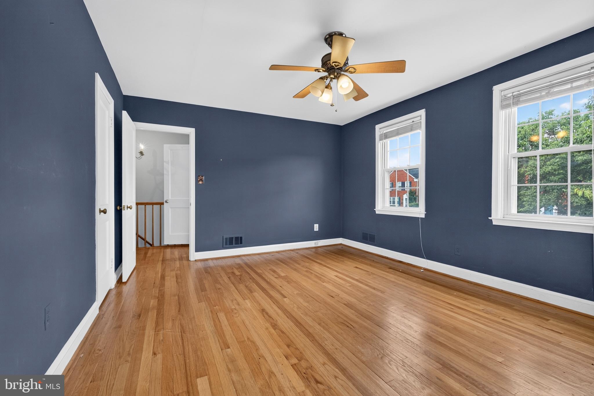 LOCH RAVEN MANOR - Residential