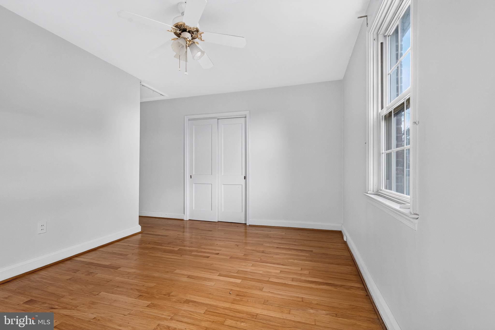 LOCH RAVEN MANOR - Residential