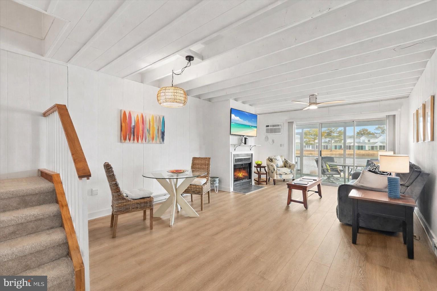 MALLARD LAKES - Residential