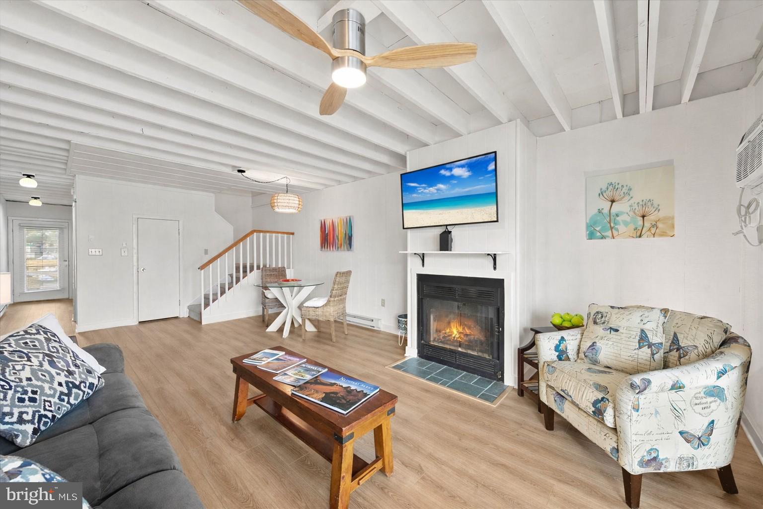 MALLARD LAKES - Residential