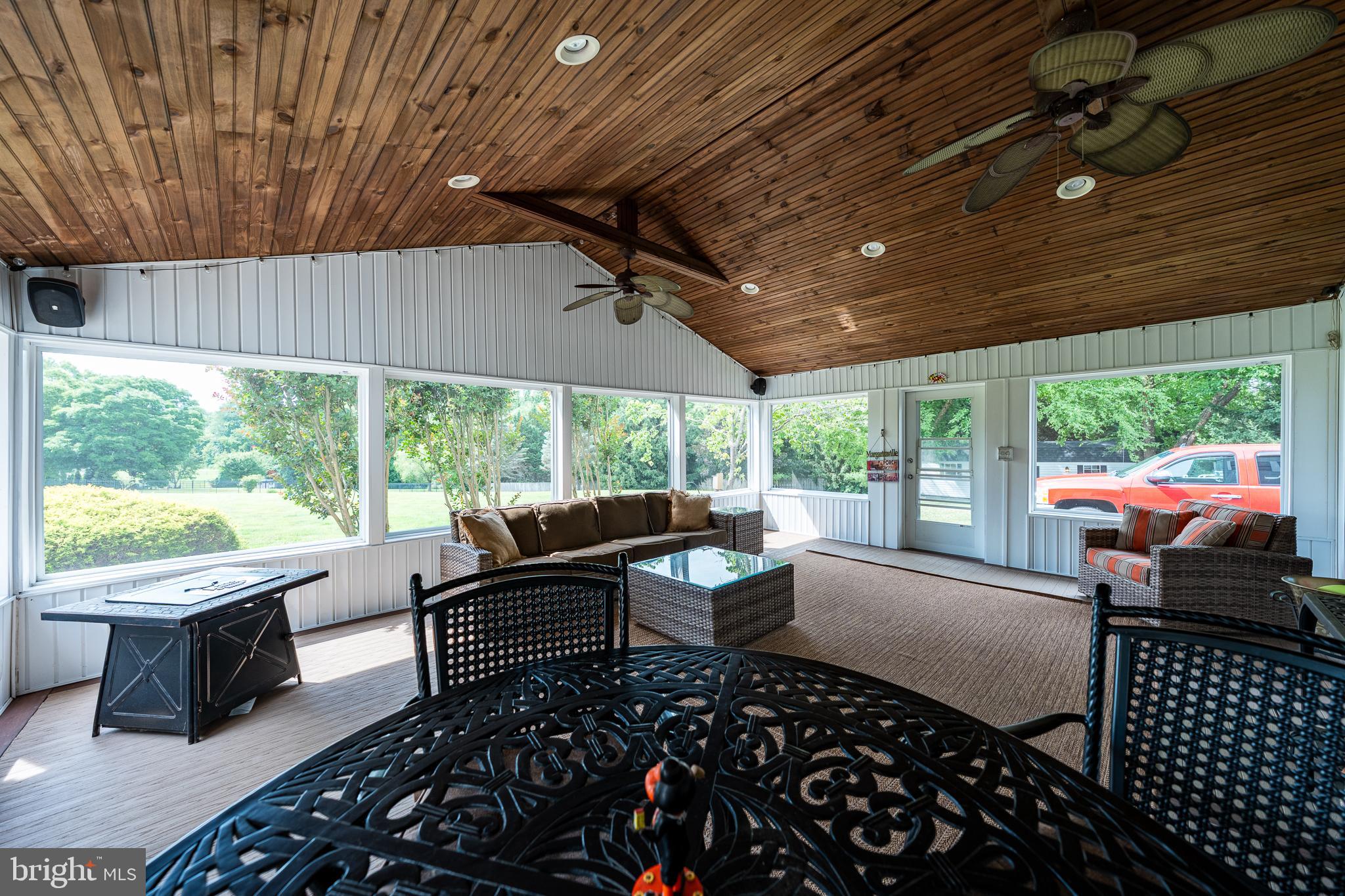 MAXA MEADOWS - Residential
