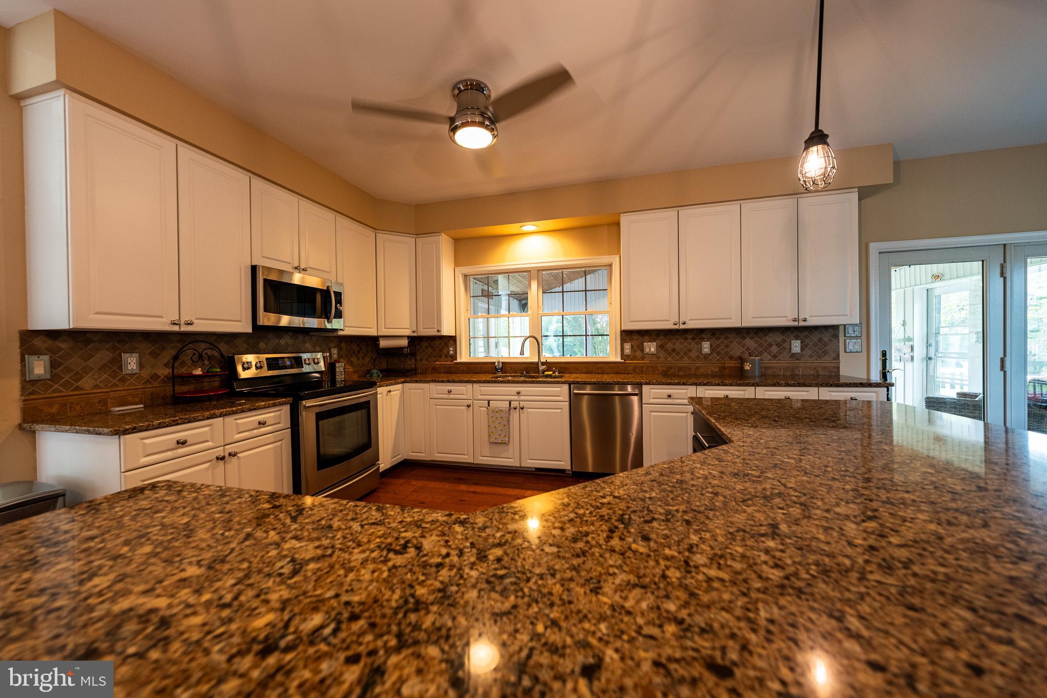 MAXA MEADOWS - Residential