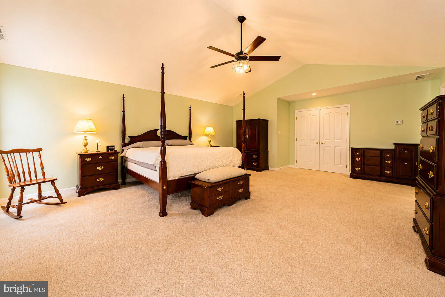 MAXA MEADOWS - Residential