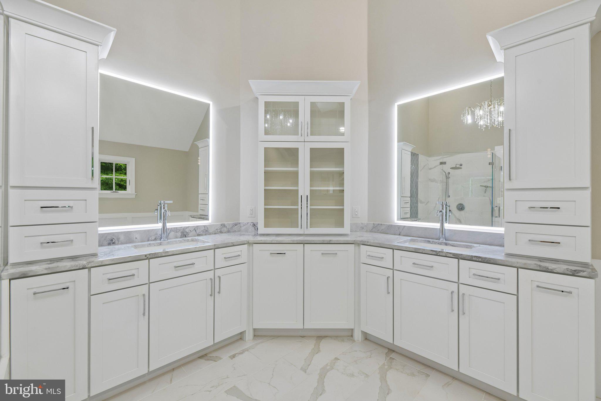 SENECA GREEN - Residential