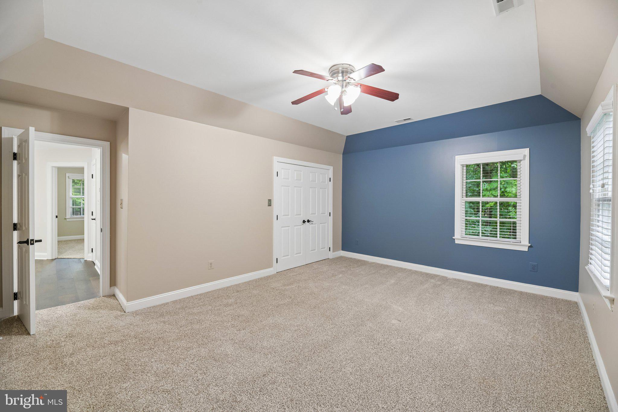 SENECA GREEN - Residential