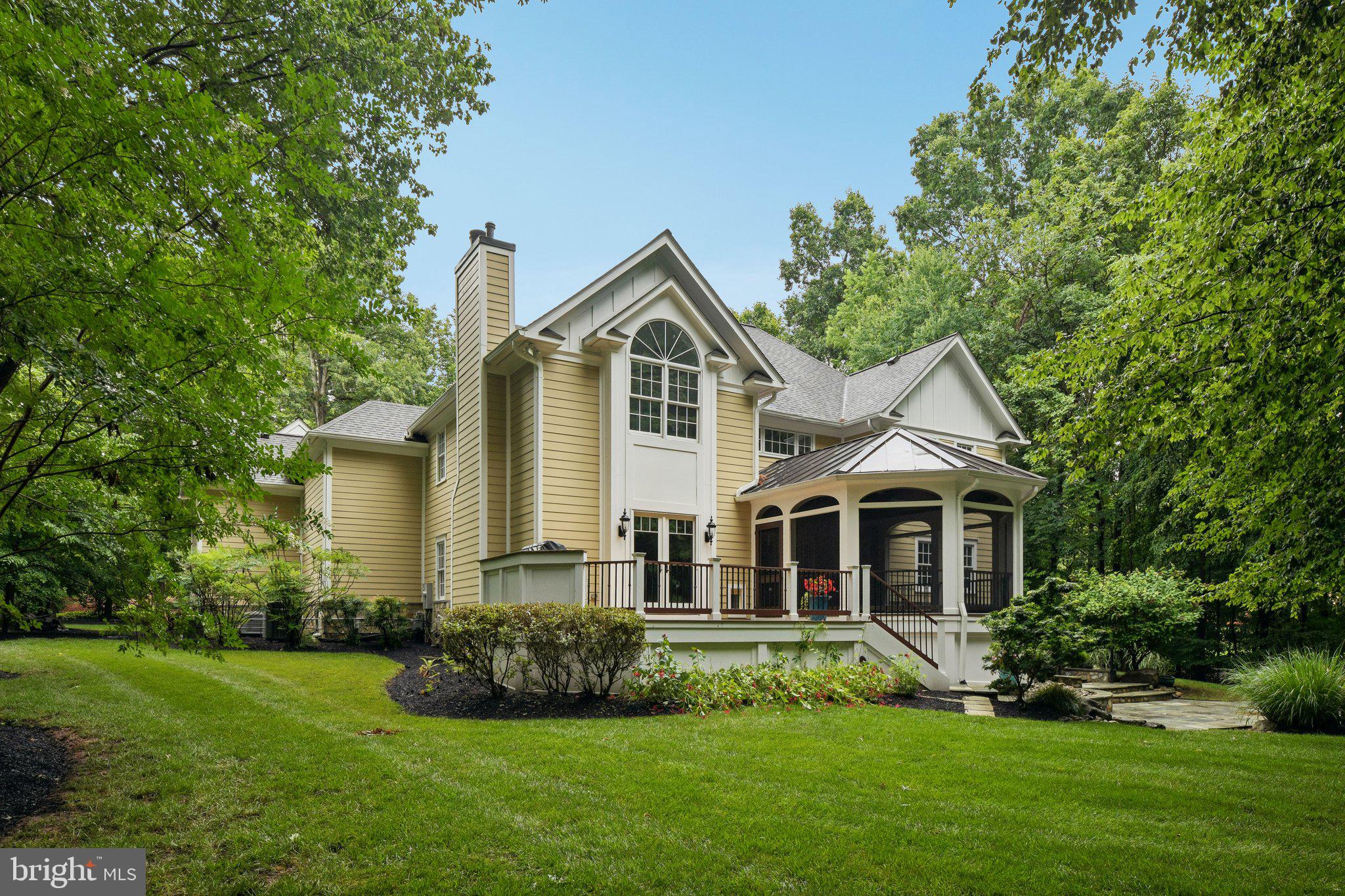 SENECA GREEN - Residential