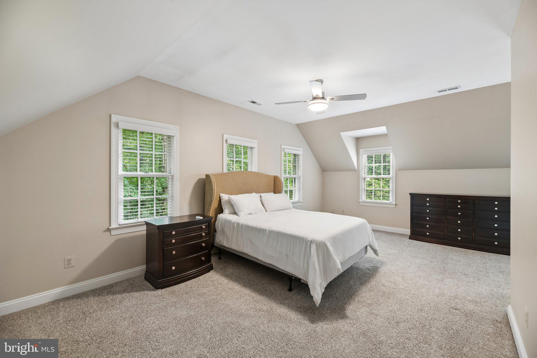 SENECA GREEN - Residential
