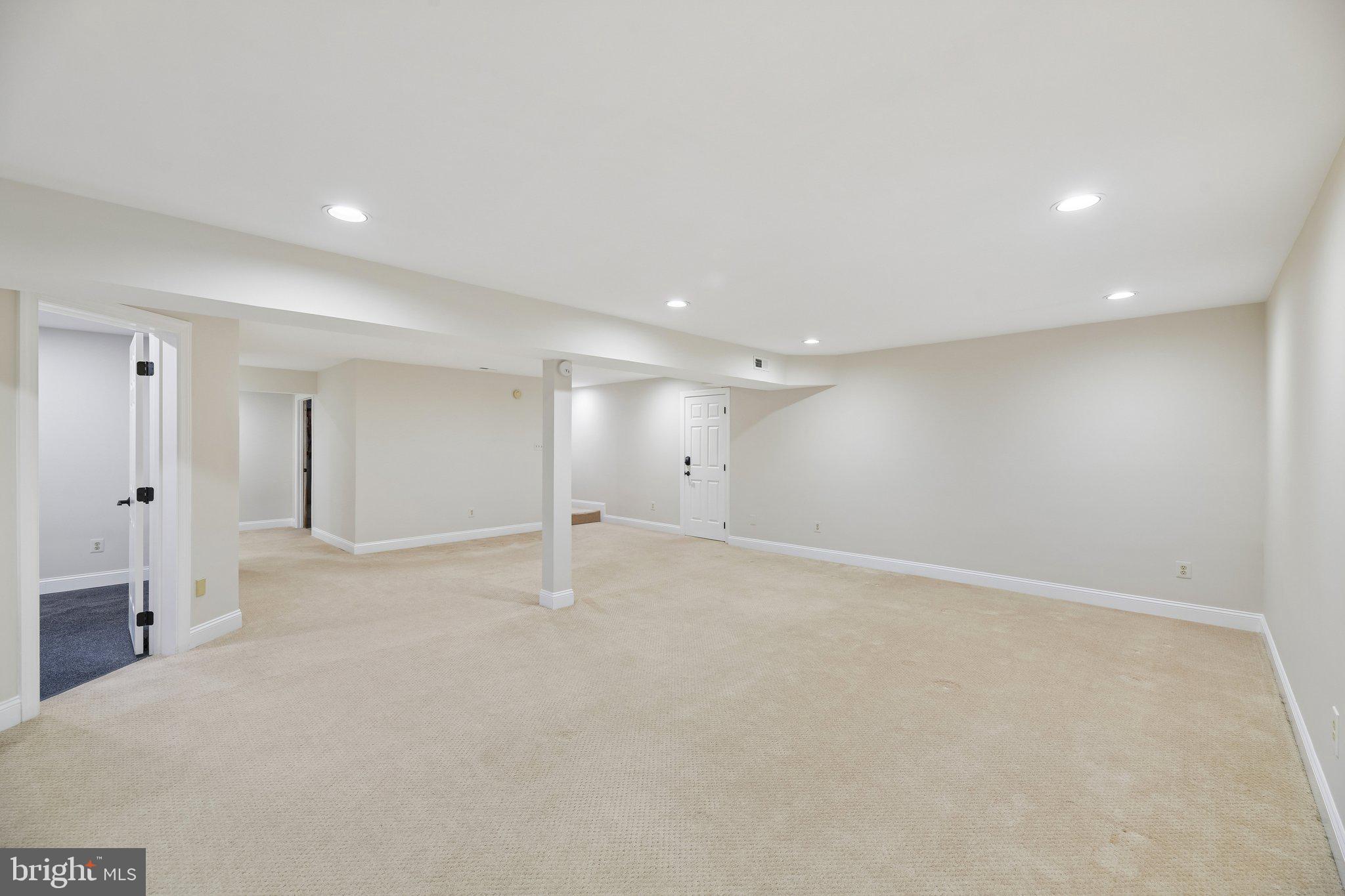 SENECA GREEN - Residential