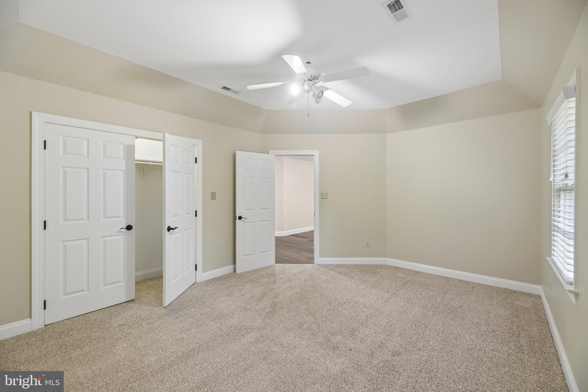 SENECA GREEN - Residential