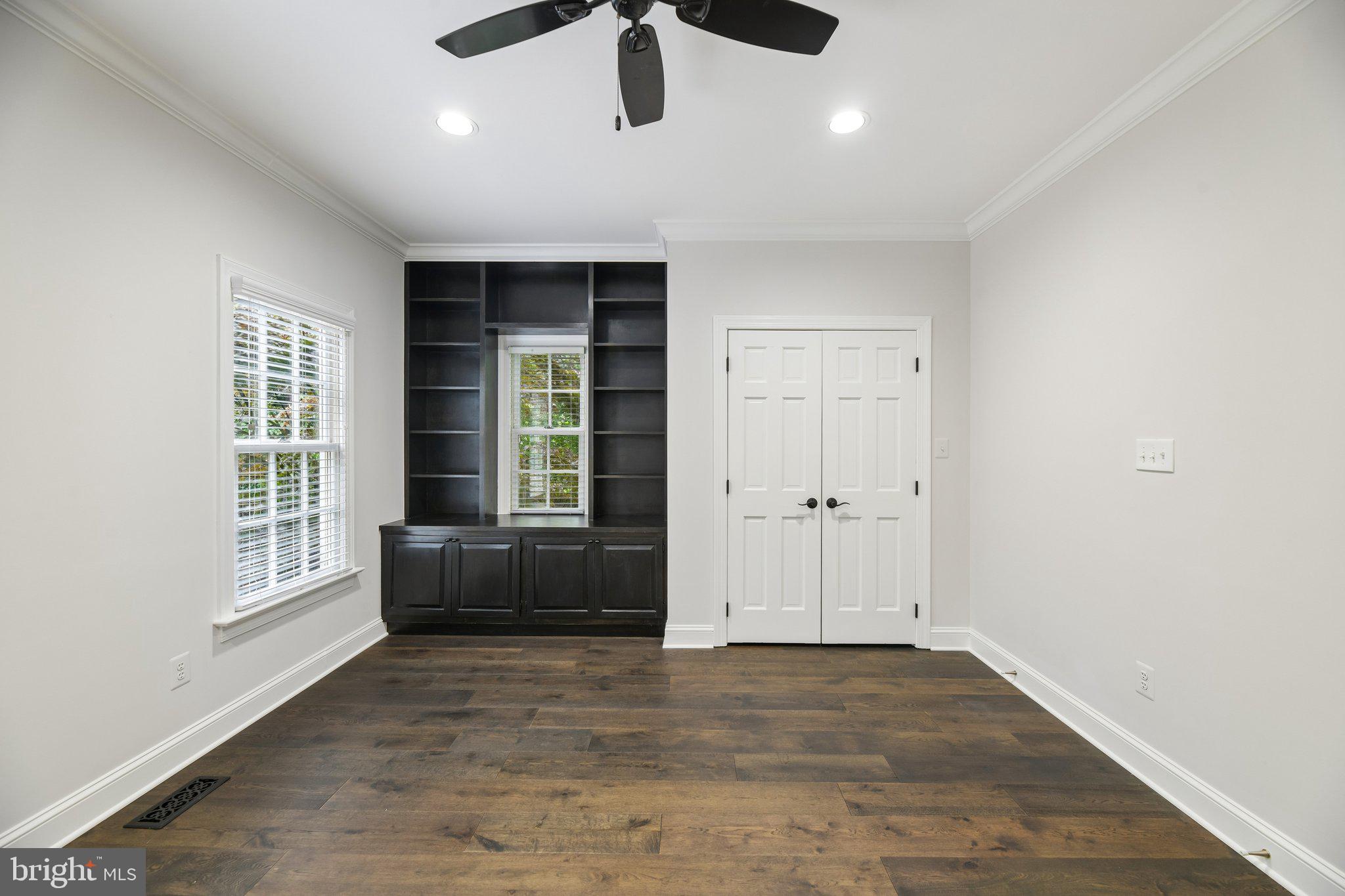 SENECA GREEN - Residential
