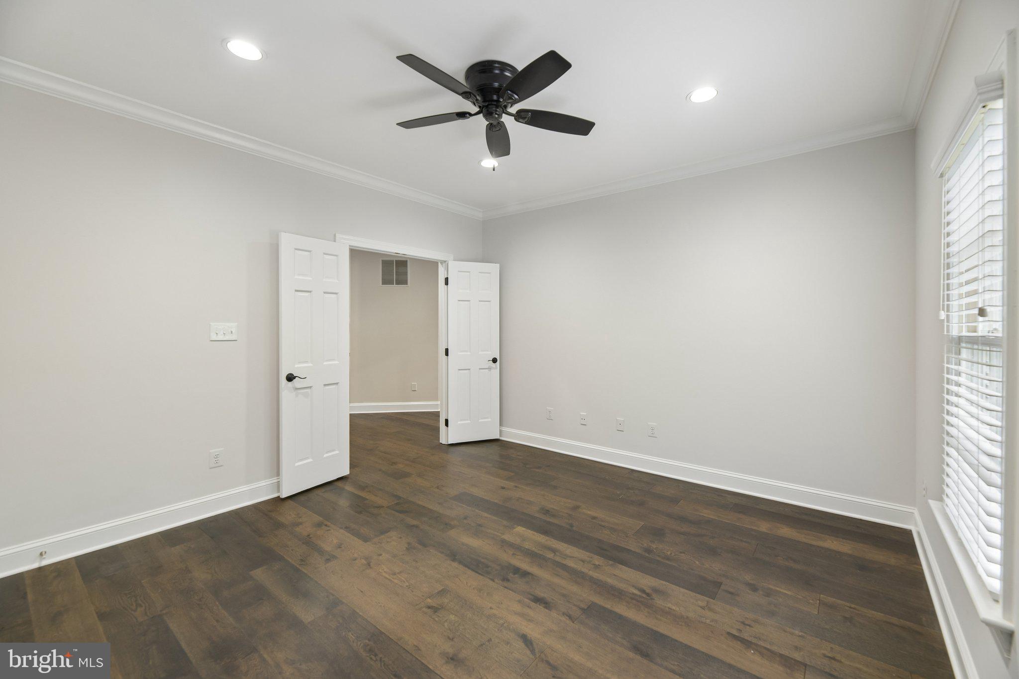 SENECA GREEN - Residential