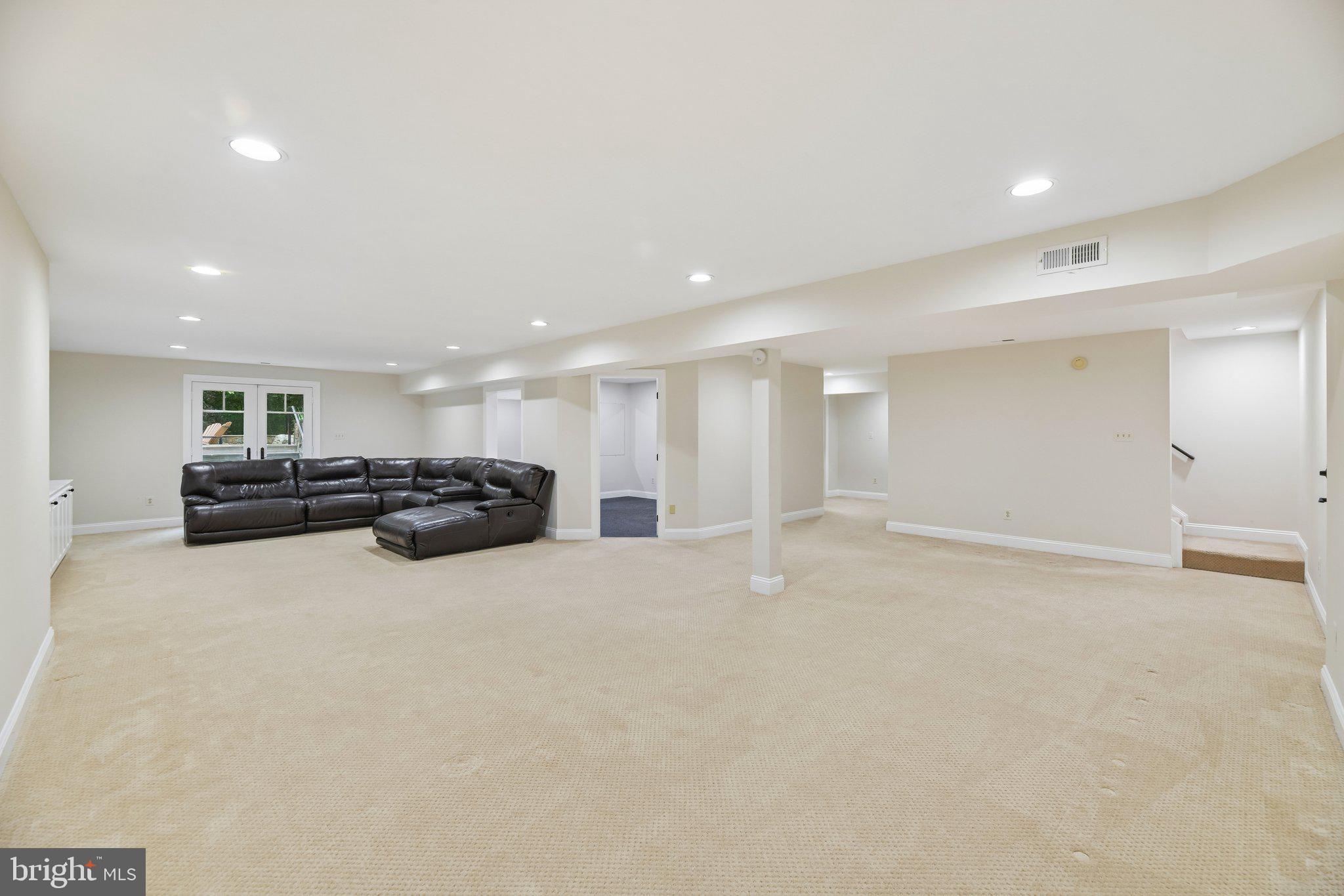 SENECA GREEN - Residential