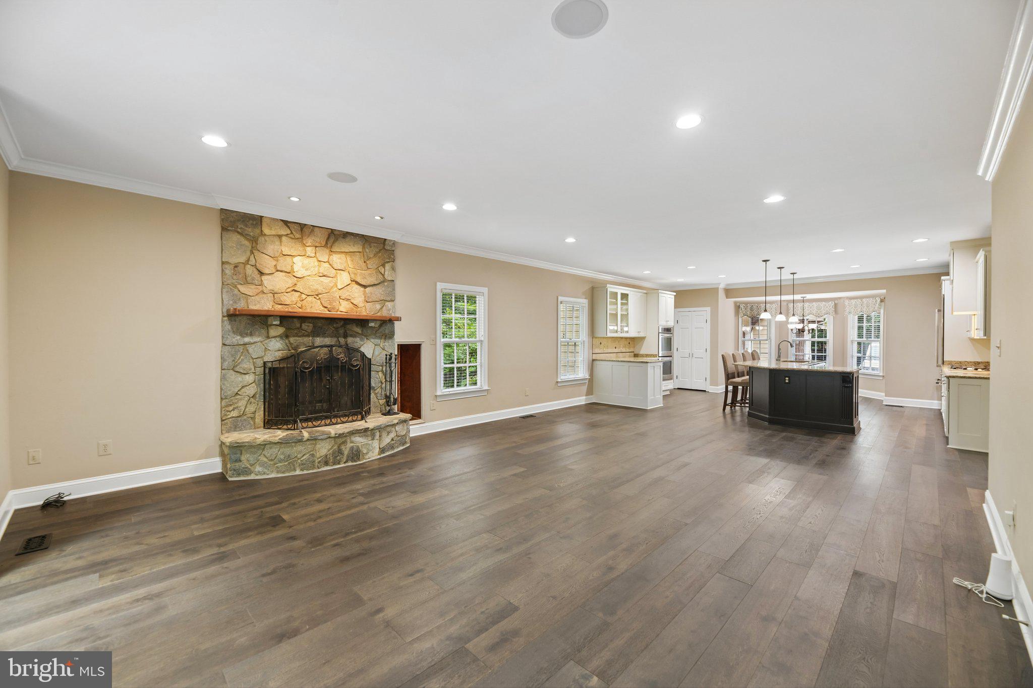 SENECA GREEN - Residential