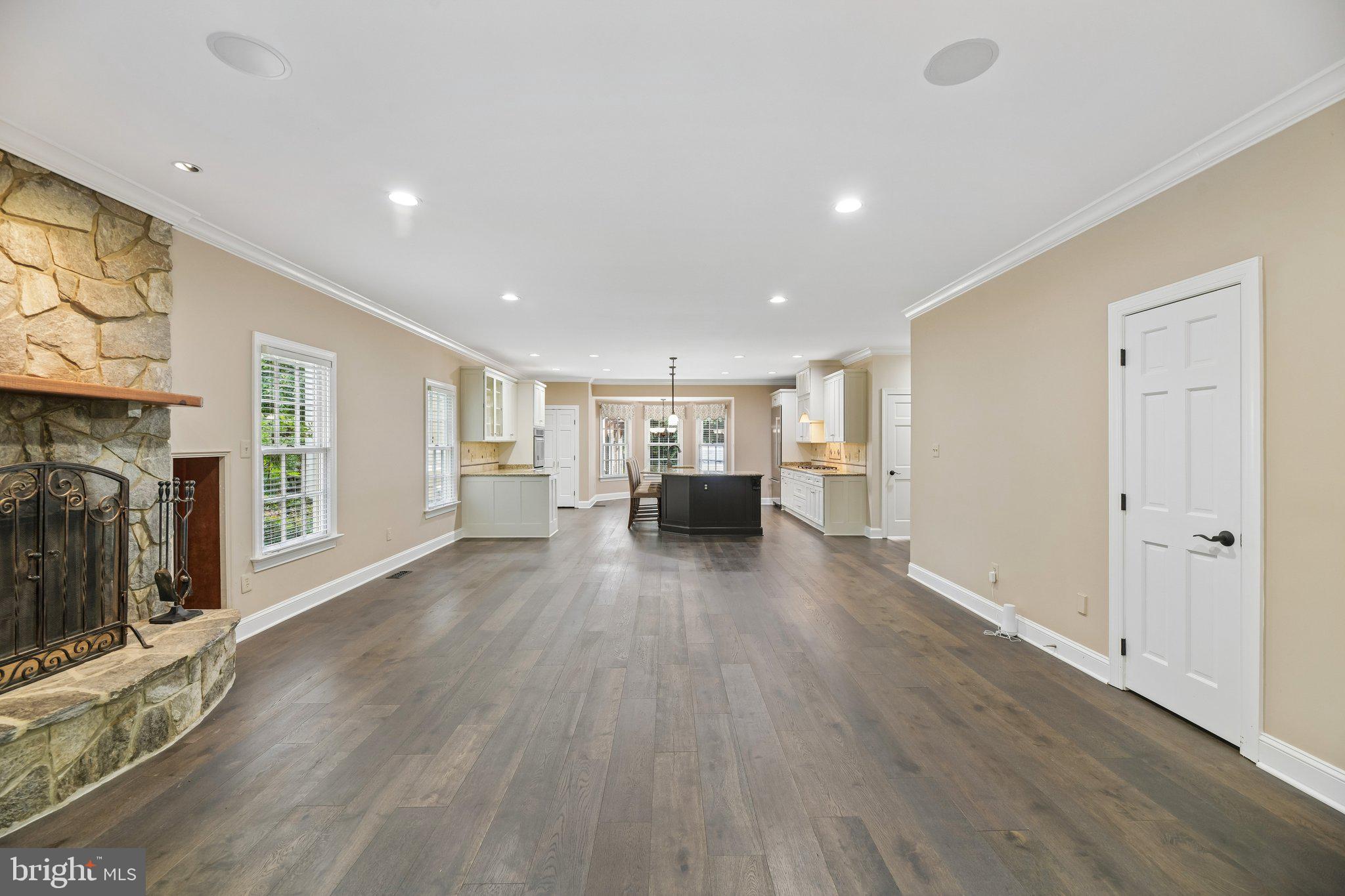 SENECA GREEN - Residential