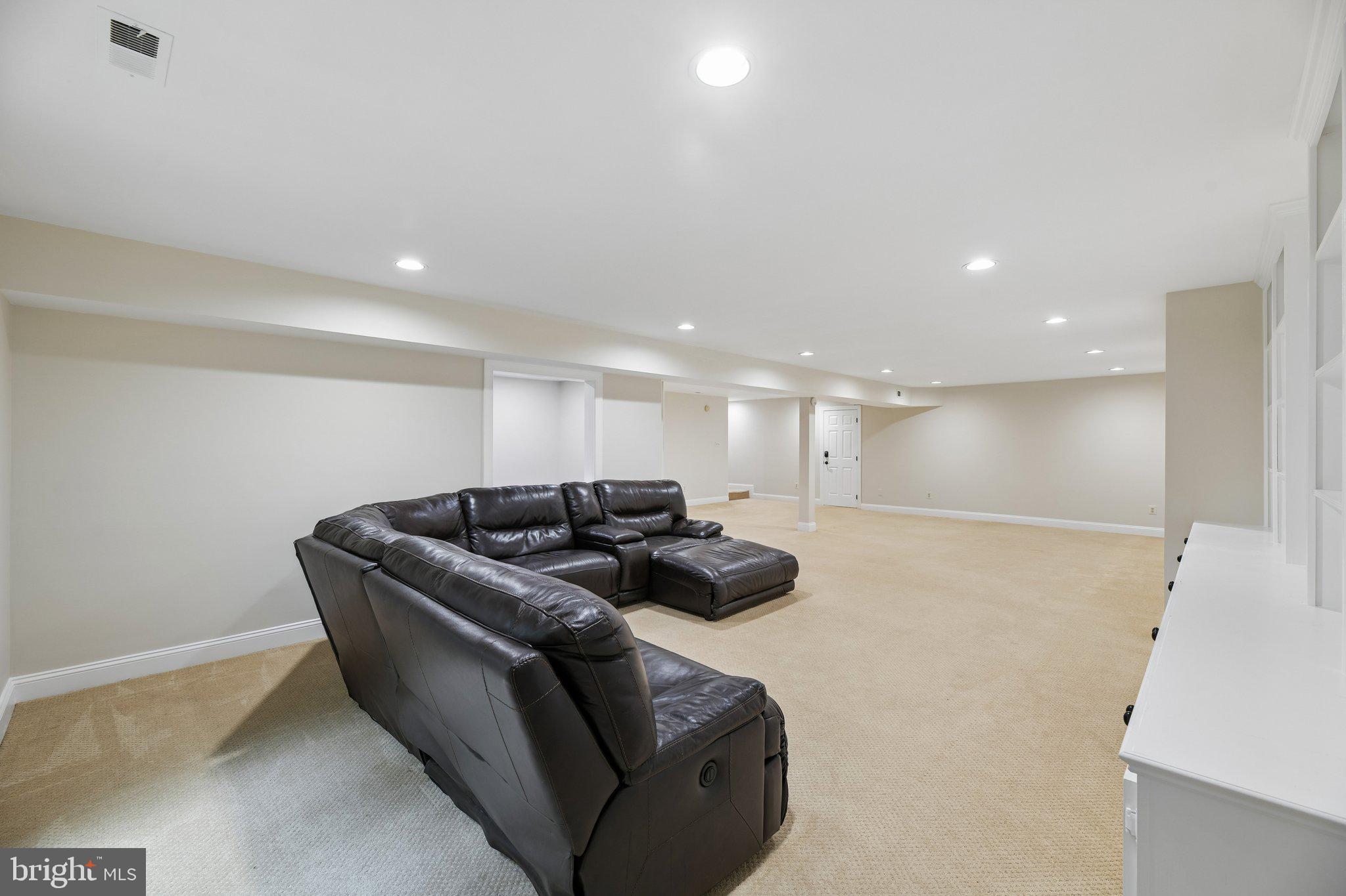 SENECA GREEN - Residential