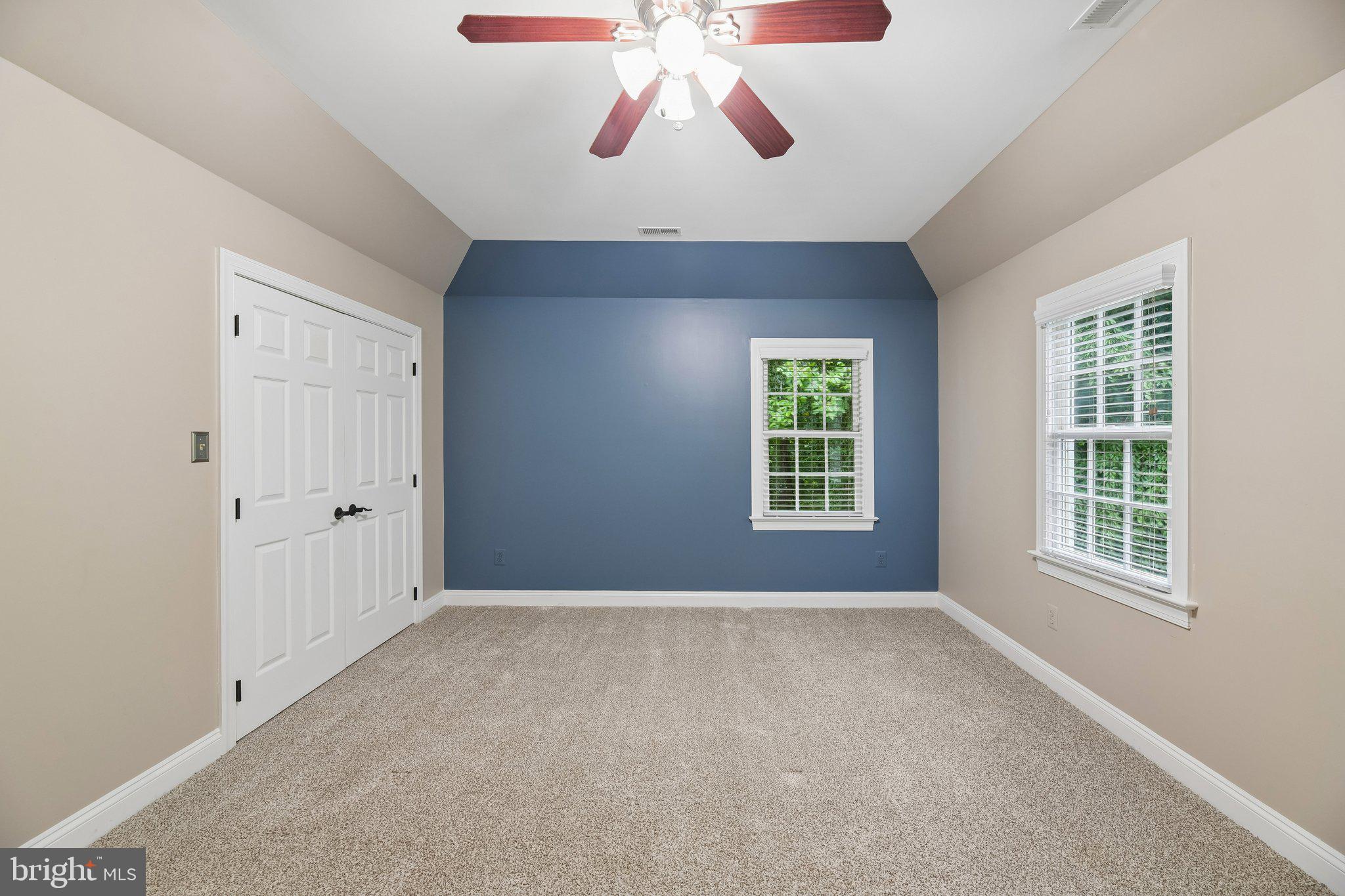 SENECA GREEN - Residential