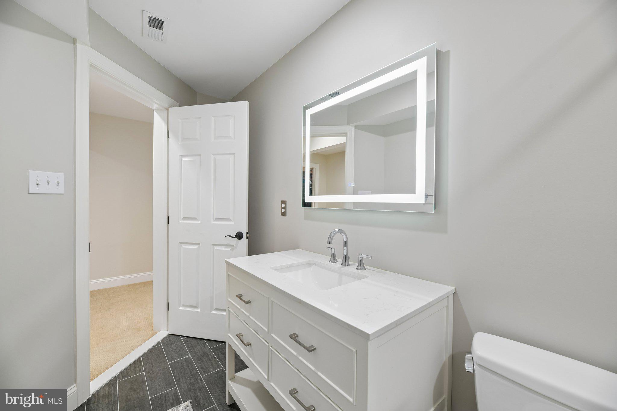 SENECA GREEN - Residential