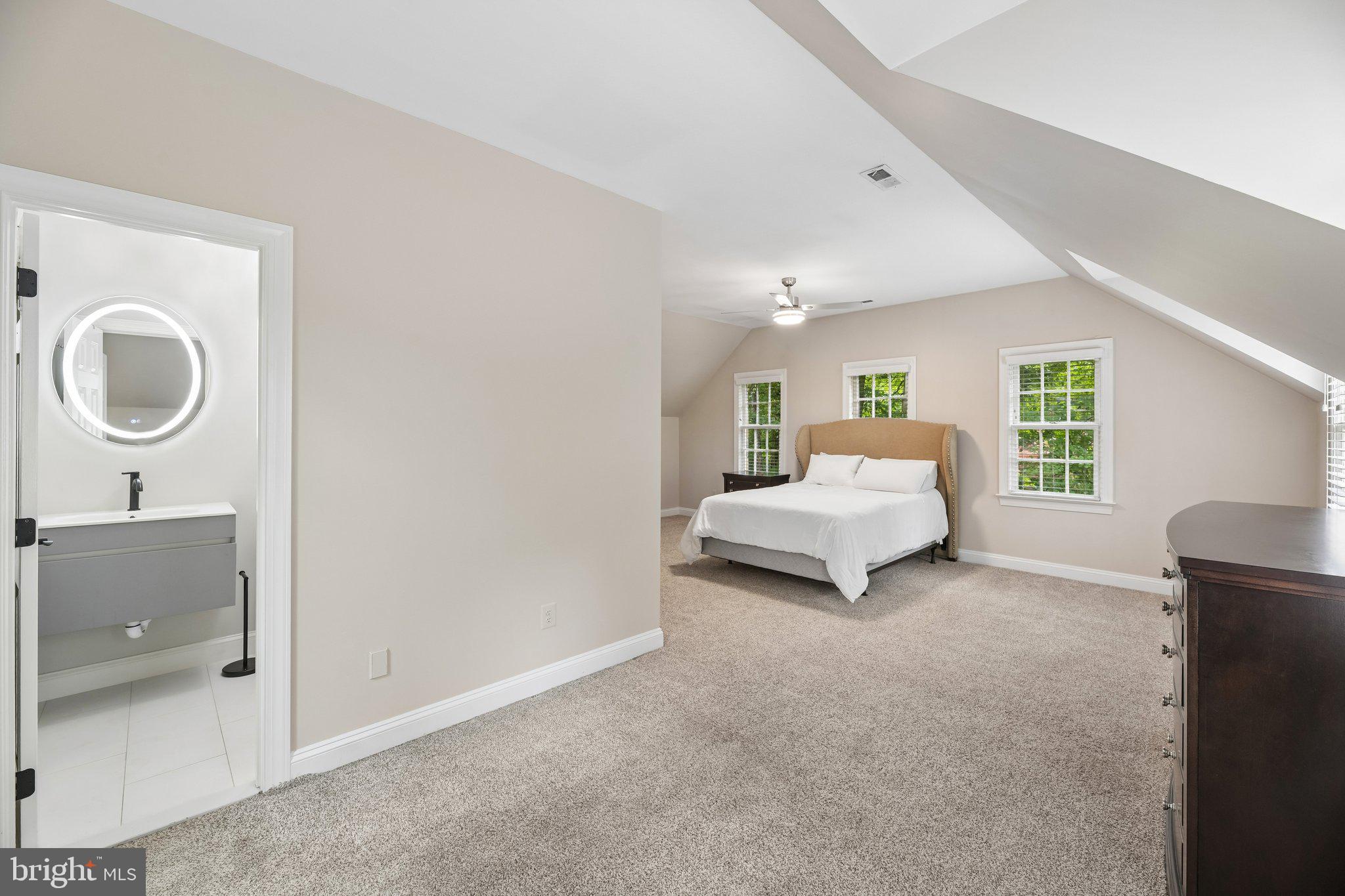 SENECA GREEN - Residential