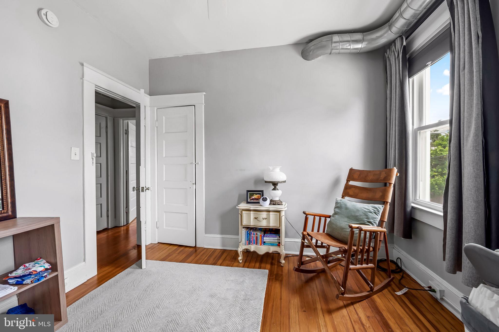 MEDFIELD - Residential