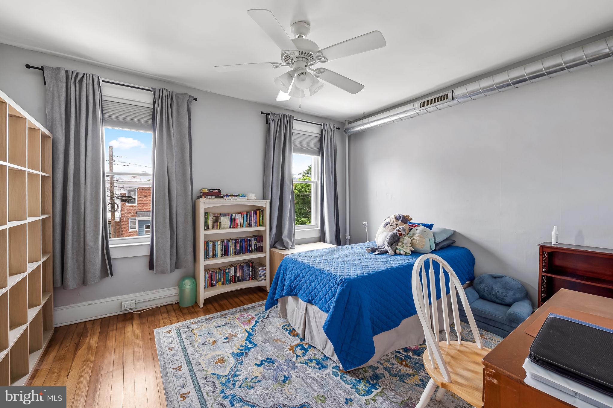 MEDFIELD - Residential