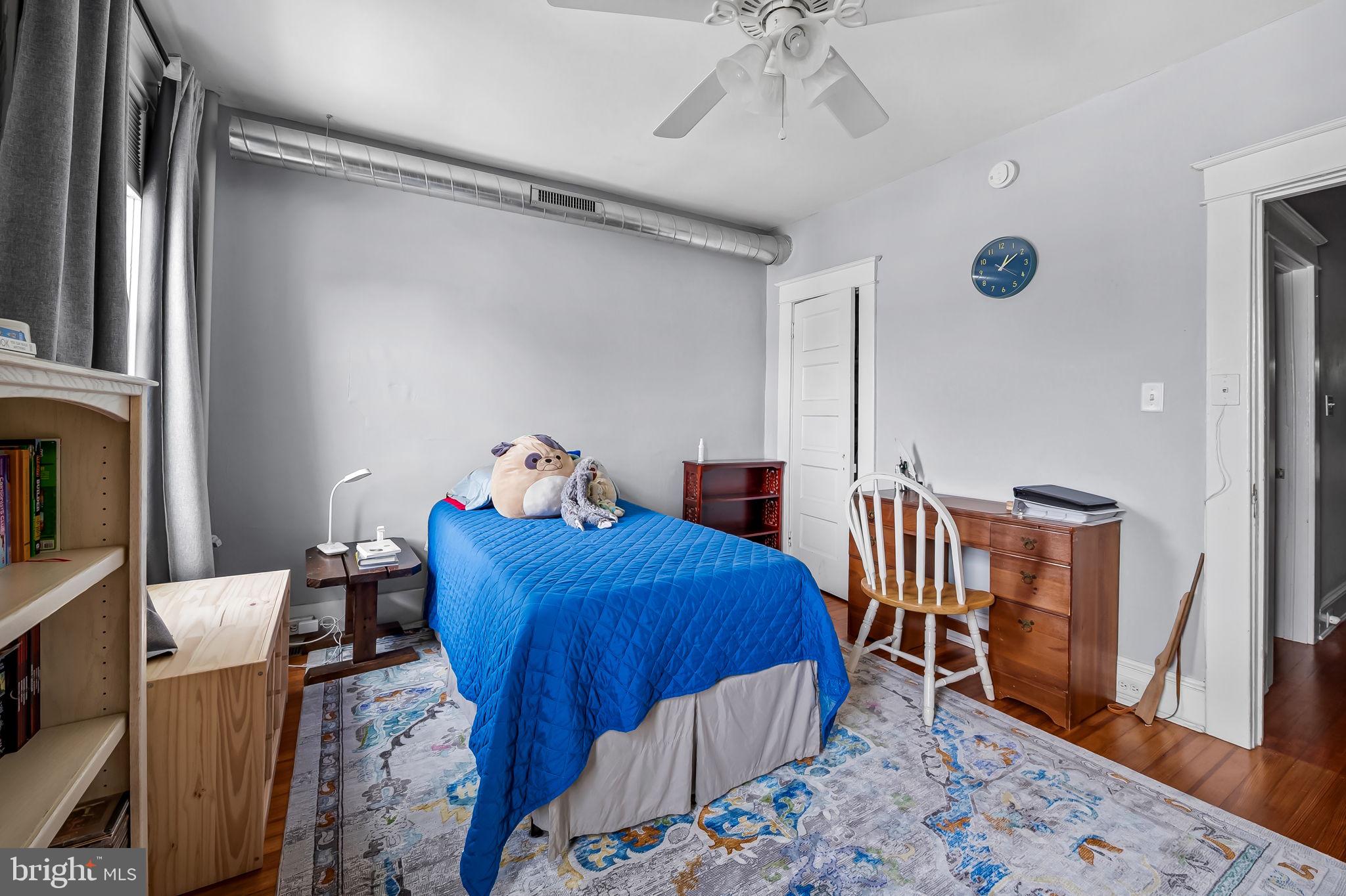 MEDFIELD - Residential