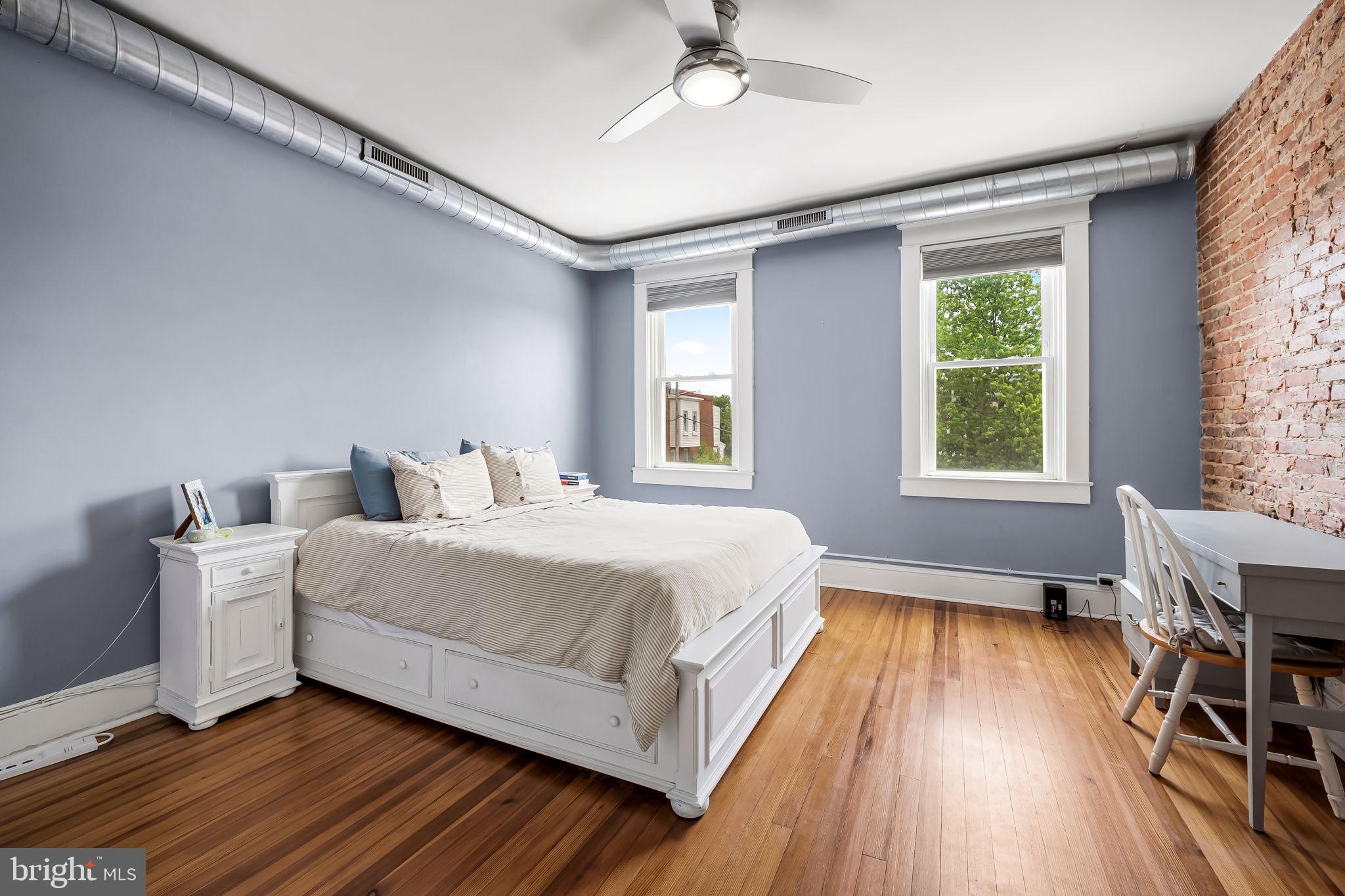 MEDFIELD - Residential