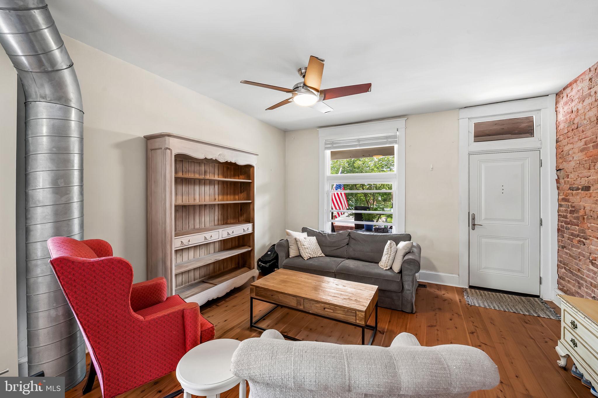MEDFIELD - Residential