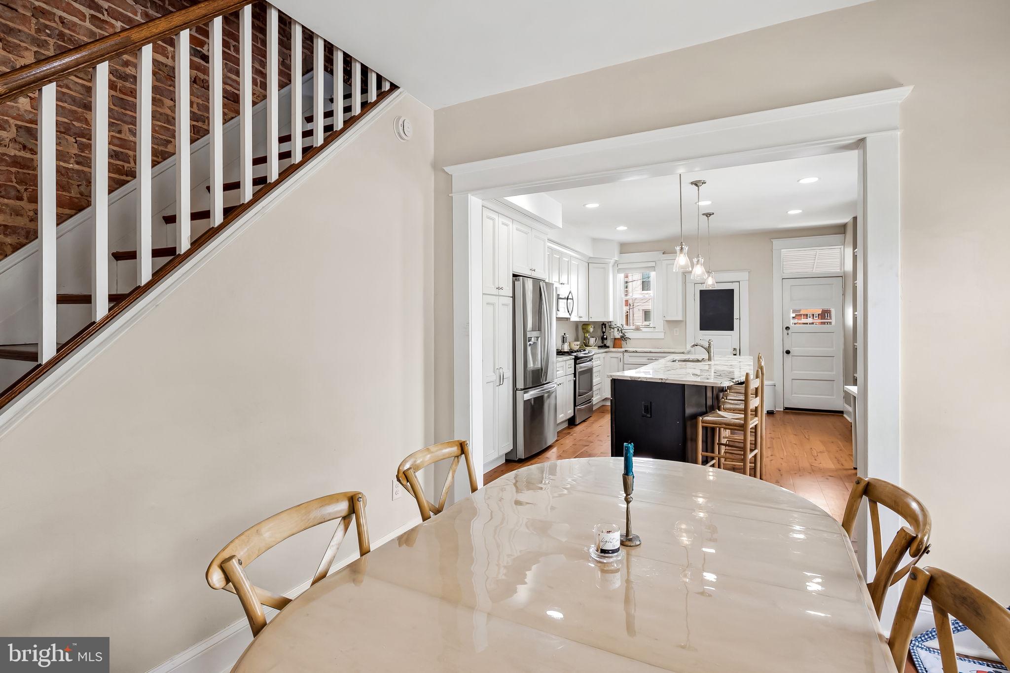 MEDFIELD - Residential