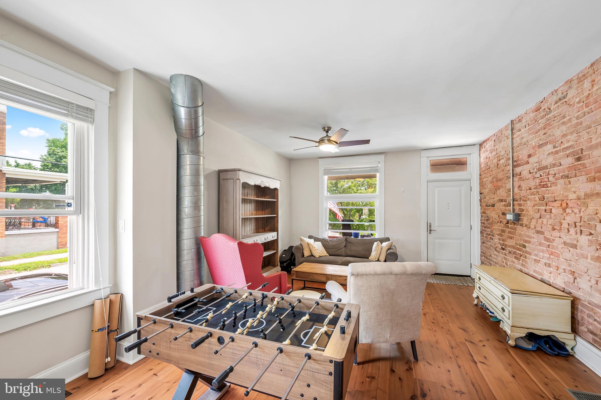 MEDFIELD - Residential